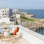 بيت ضيافة Mayrym 4*