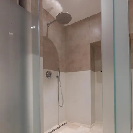 Mayrym בית הארחה פולינאנו א מארה