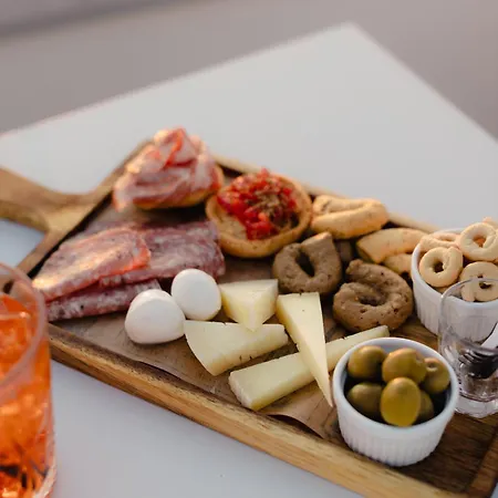 Mayrym פולינאנו א מארה